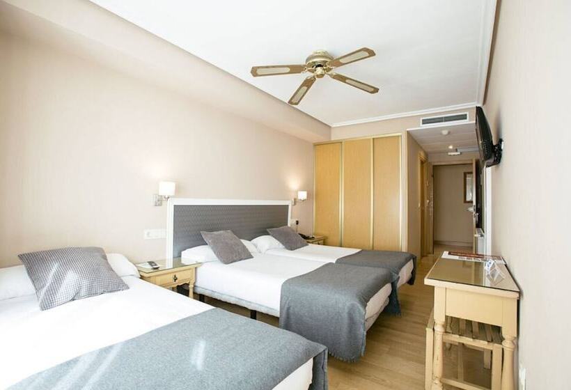 스탠다드 트리플 룸, Monte Ulia