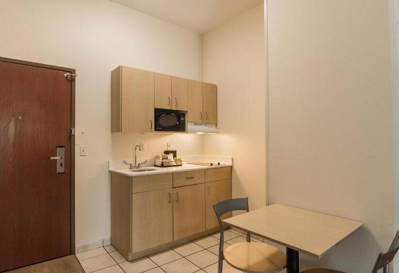 חדר דחוקס עם מיטת קינג, Red Roof Inn Panama City