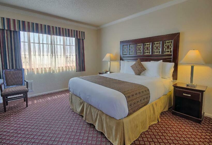 스탠다드 룸 킹사이즈 침대, Sea Breeze Inn   San Simeon