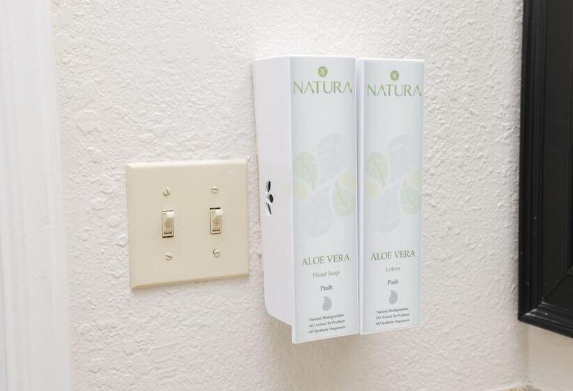 スタンダードルーム, Sea Breeze Inn San Simeon