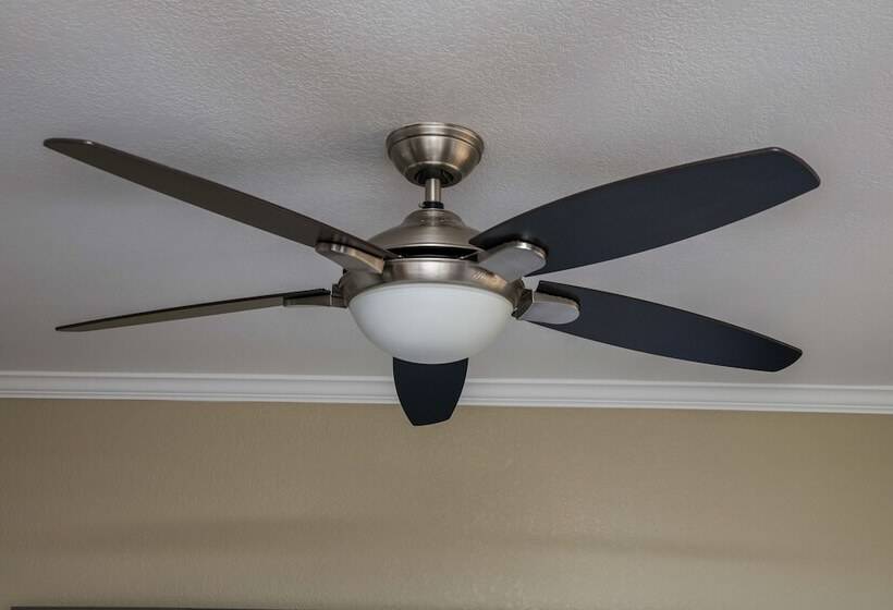 スタンダードルーム, Sea Breeze Inn San Simeon