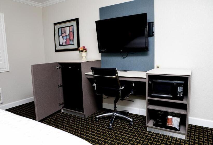 キングサイズベッドのスタンダードルーム, Sea Breeze Inn San Simeon