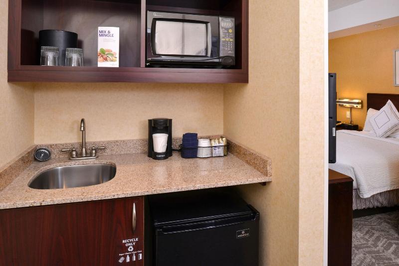 Люкс Кровать Кинг, Springhill Suites By Marriott Wheeling Triadelphia Area