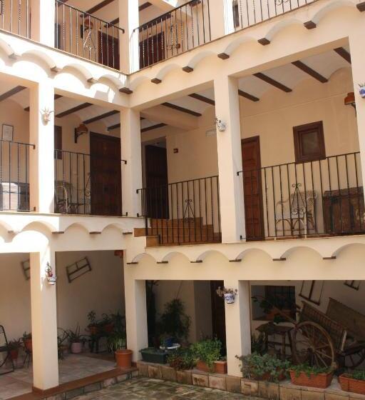 スタンダードルーム, Masía La Safranera