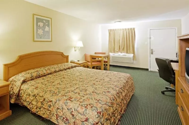 キングサイズベッドのスタンダードルーム, Americas Best Value Inn Gainesville, Tx