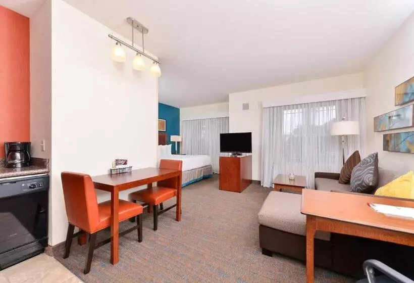 キングサイドベッドのスタンダードワンルーム, Residence Inn Bozeman