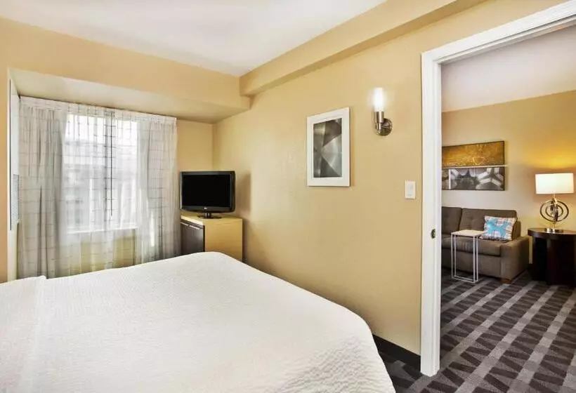 سوئیت 2 خوابه, Towneplace Suites Republic Airport Long Island Farmingdale