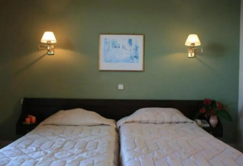 Habitación Economy, Aegli