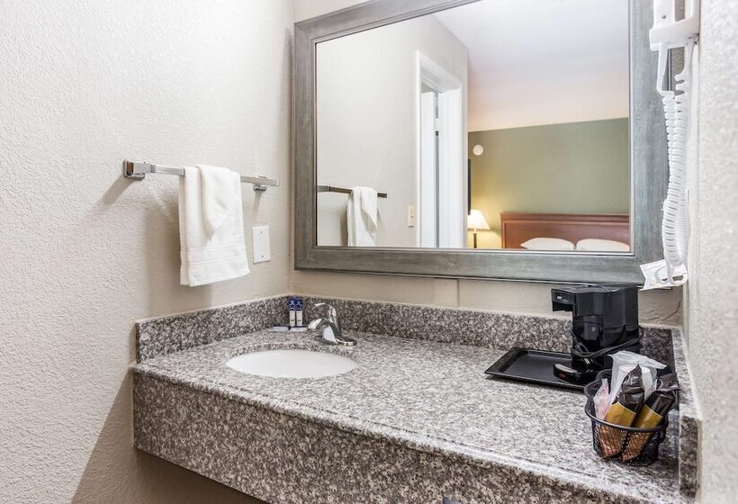 Номер Стандарт 2 Двуспальные Кровати, Americas Best Value Inn   Lebanon