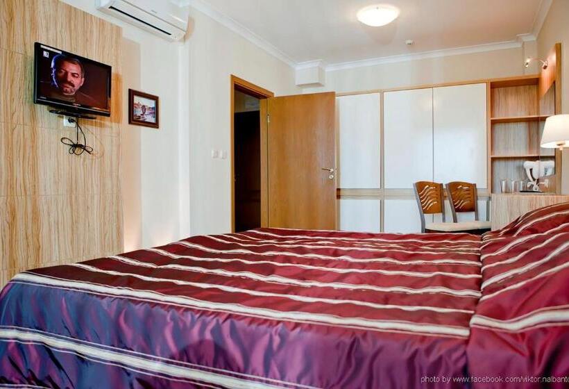 إستوديو قياسى, Arkutino Family Resort