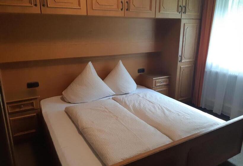 스탠다드 룸, Gasthof Weißkugel