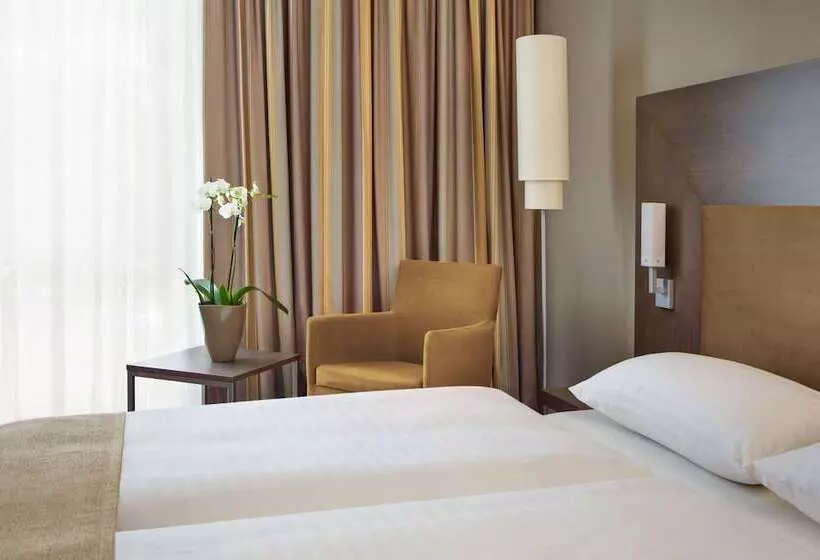 ビジネスルーム, Intercityhotel Darmstadt