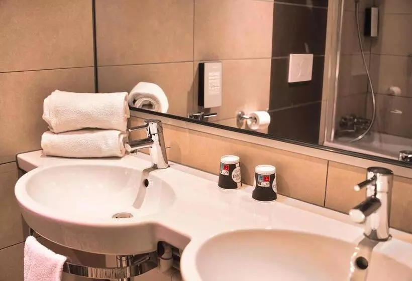 Comfort-huoneisto 1 Makuuhuone, Kyriad Prestige Mulhouse Basel