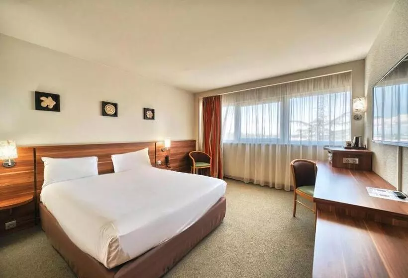 Comfort-huoneisto 1 Makuuhuone, Kyriad Prestige Mulhouse Basel