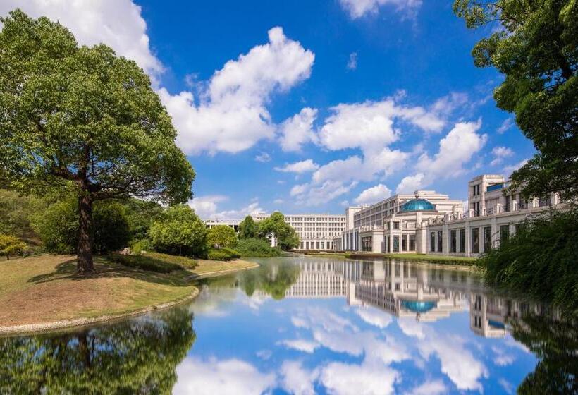 キングサイズベッドのクラブルーム, Sheraton Jiangyin