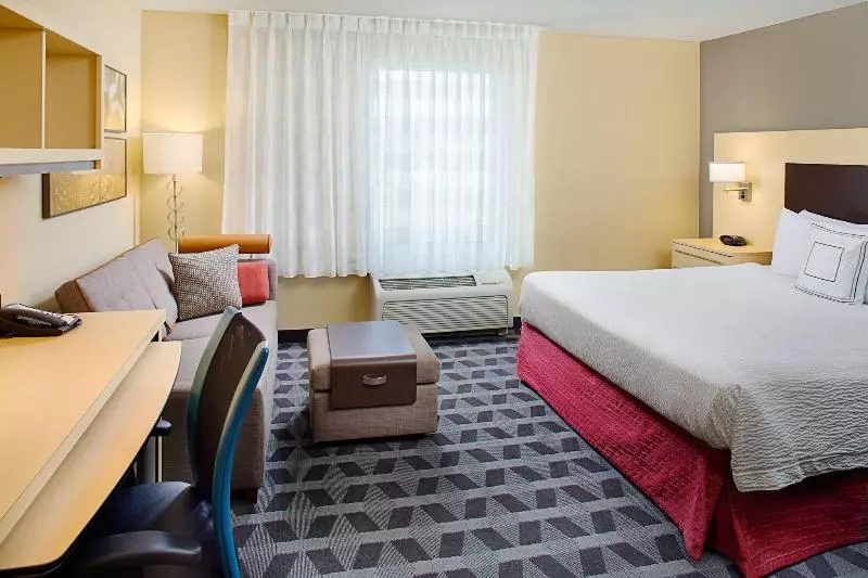 キングサイドベッドのスタンダードワンルーム, Towneplace Suites By Marriott Fayetteville N / Springdale