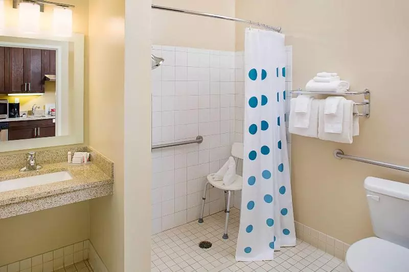 キングサイドベッドのスタンダードワンルーム, Towneplace Suites By Marriott Fayetteville N / Springdale