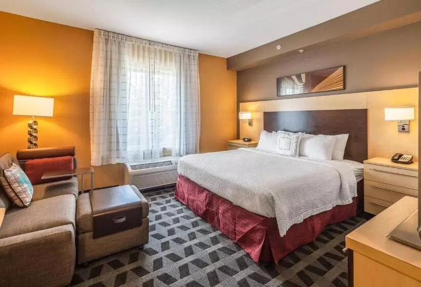 キングサイドベッドのスタンダードワンルーム, Towneplace Suites Jacksonville Butler Boulevard