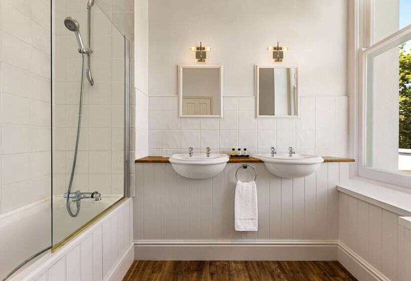 חדר סופריור, Trenython Manor Resort