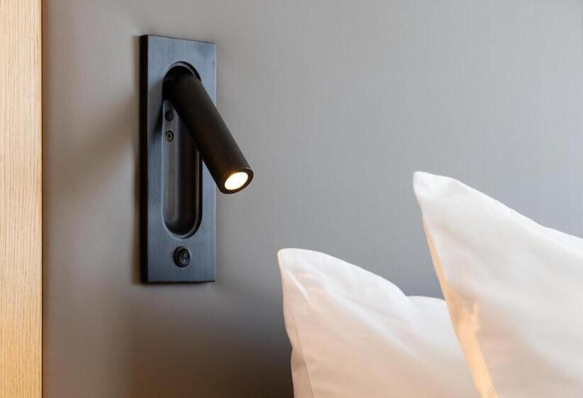 Номер Deluxe Кровать Кинг, The Moran Citycentre