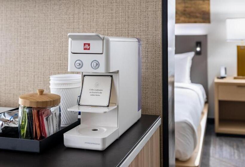 Номер Deluxe Кровать Кинг, The Moran Citycentre