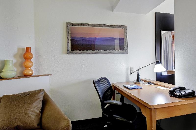 キングサイドベッドのスタンダードワンルーム, Fairfield Inn And Suites By Marriott San Antonio Boerne