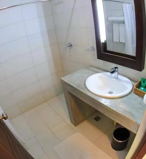 デラックスルーム, Grand Udawalawe Safari Resort