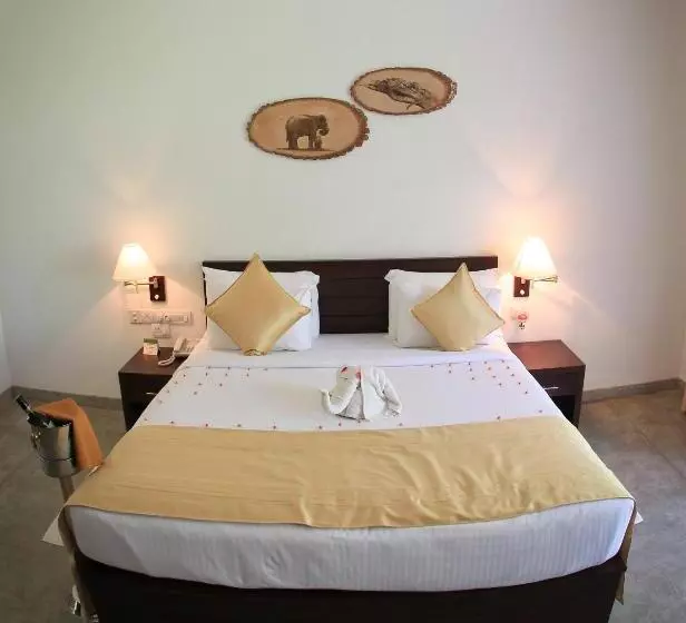 デラックスルーム, Grand Udawalawe Safari Resort