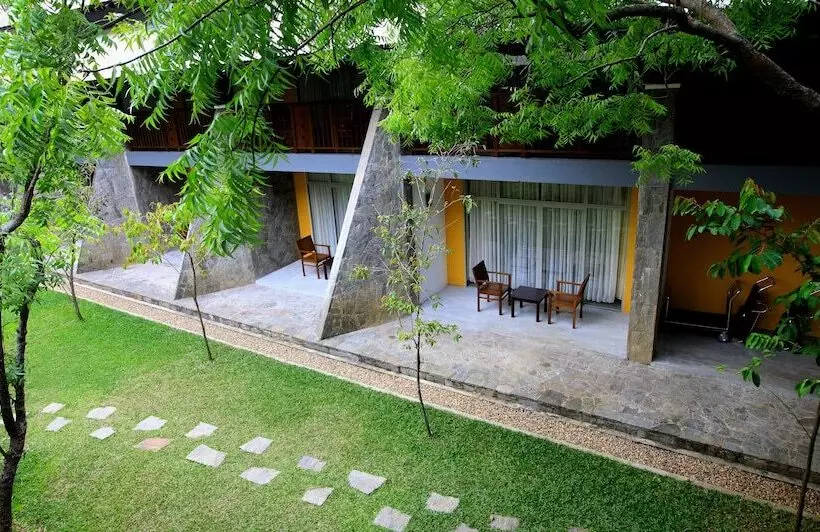 デラックスルーム, Grand Udawalawe Safari Resort