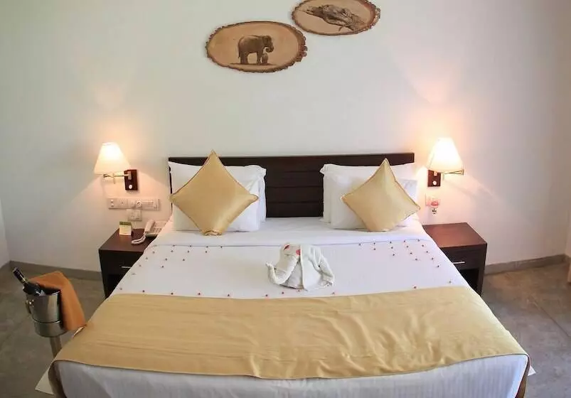 デラックスルーム, Grand Udawalawe Safari Resort