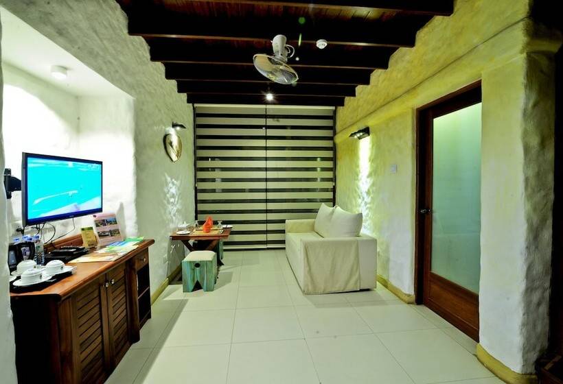 Люкс, Grand Udawalawe Safari Resort
