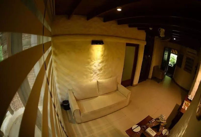 スイート, Grand Udawalawe Safari Resort