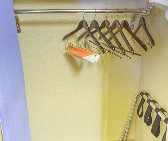 스위트, Comfort Suites Waco North  Near University Area