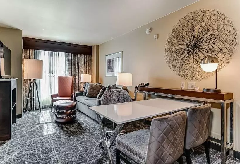 身障者適用スイートルーム, Embassy Suites Atlanta   Kennesaw Town Center