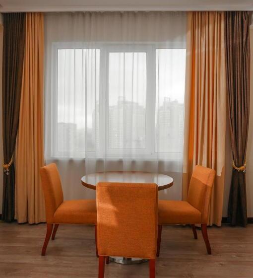 سوییت جونیور, Regardal