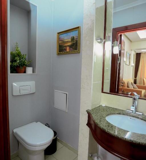 سوییت جونیور, Regardal