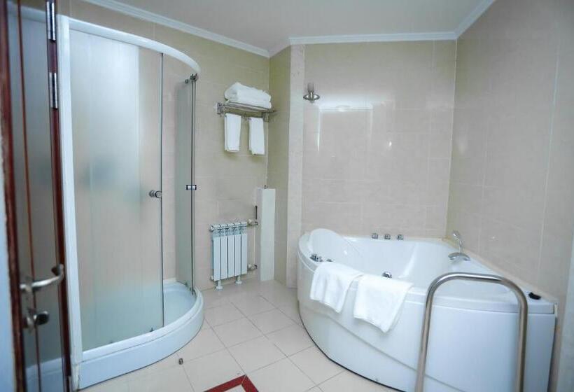 سوییت جونیور, Regardal