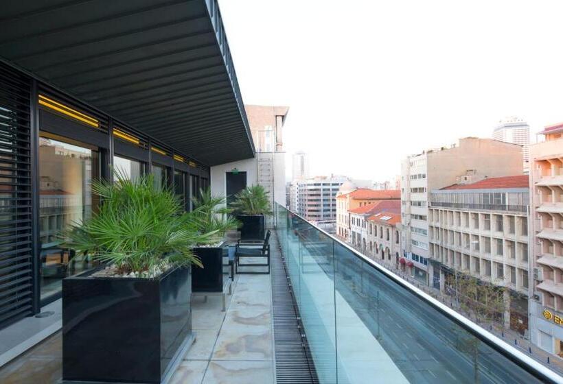 Suite Executiva, Key