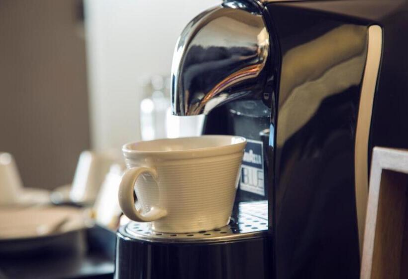 Suite Executiva, Key