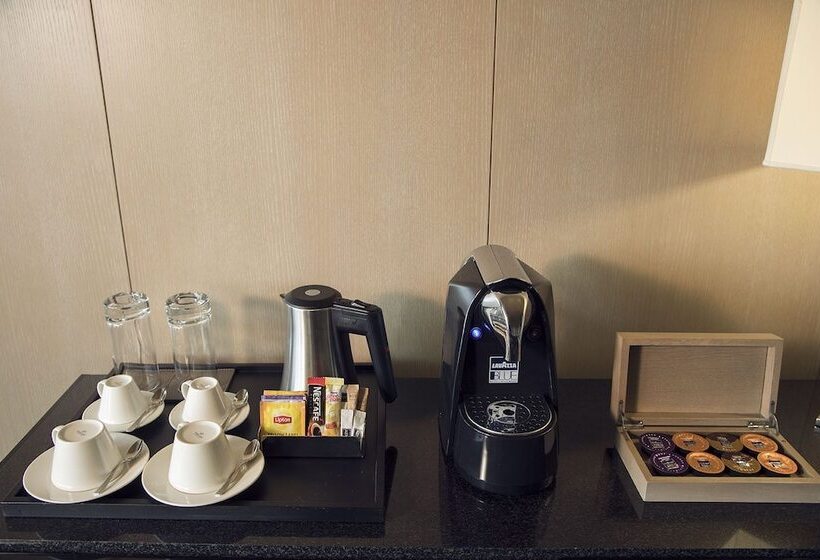 Suite Executiva, Key