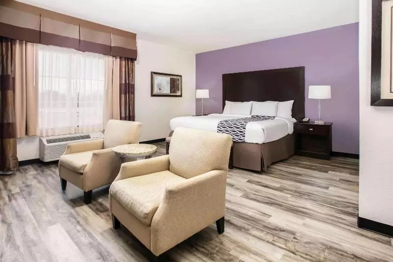 سوییت لوکس, La Quinta Inn & Suites By Wyndham Dfw Airport West  Euless