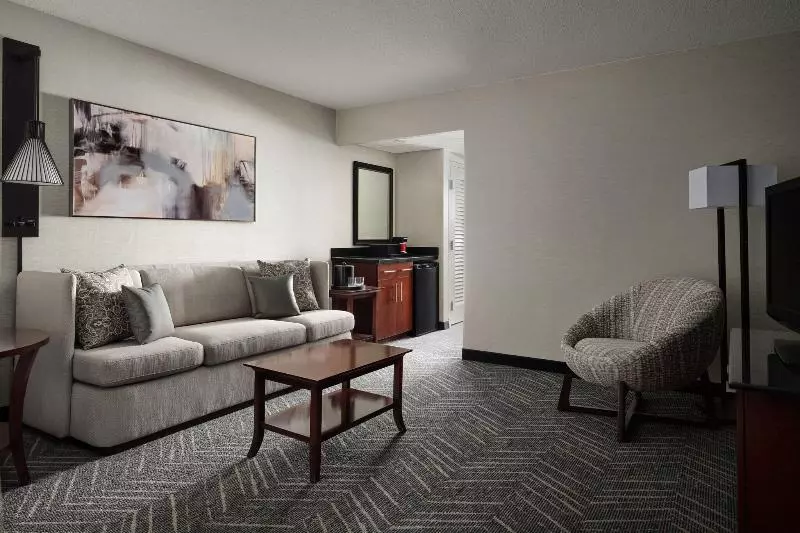 スイート, Minneapolis Marriott Northwest