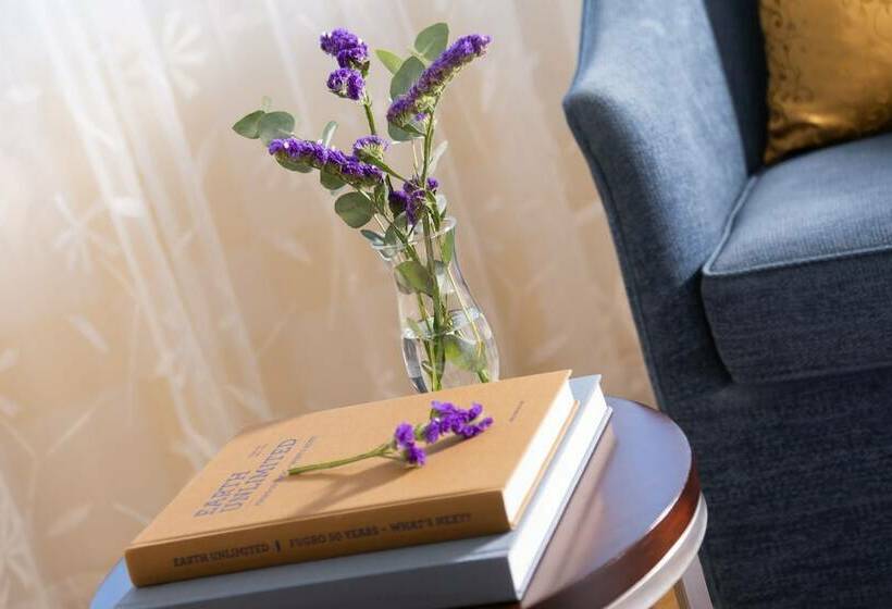 اتاق لوکس, Renaissance By Sulo