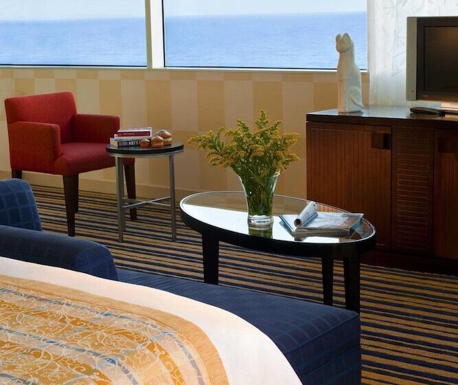 سوییت اجرایی, Renaissance By Sulo