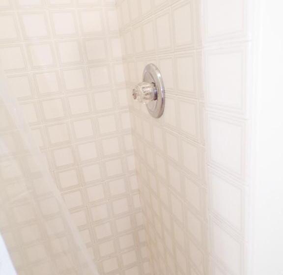 کابین, Shoreline Cottages