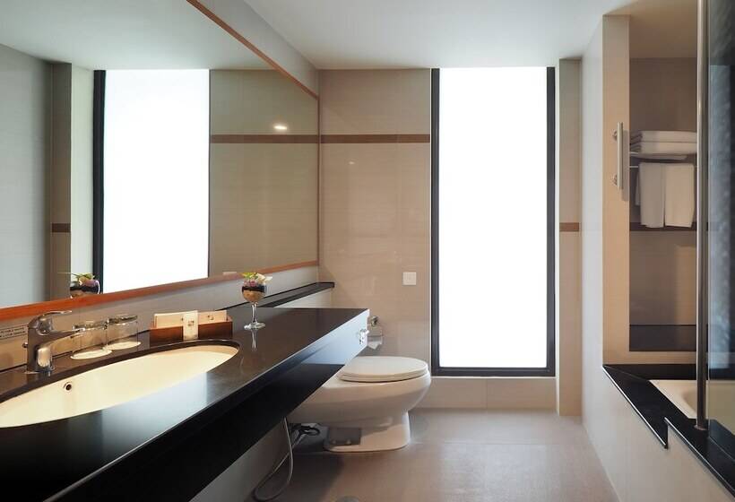 이그제큐티브 스위트, Swiss Belhotel Rainforest