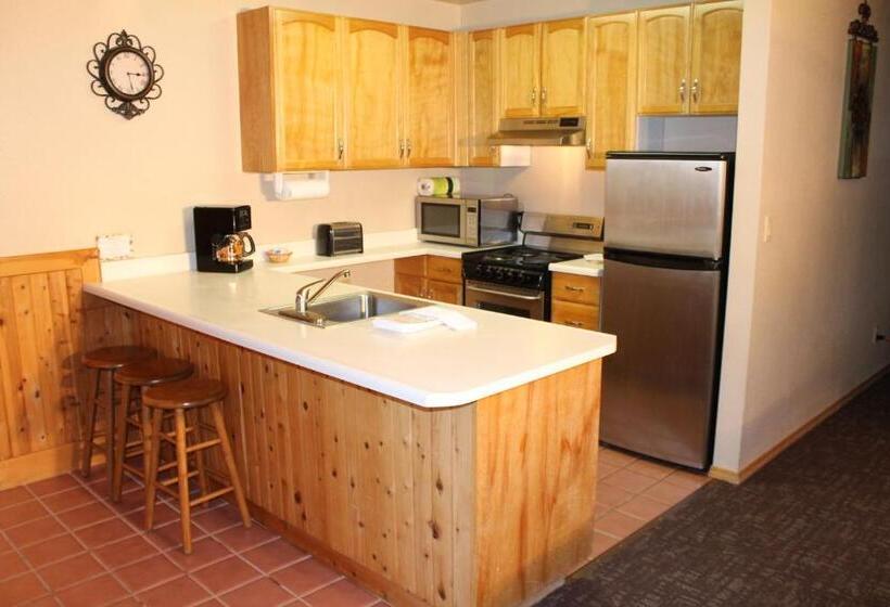 シャレー・デラックス1寝室, Mount Shasta Resort