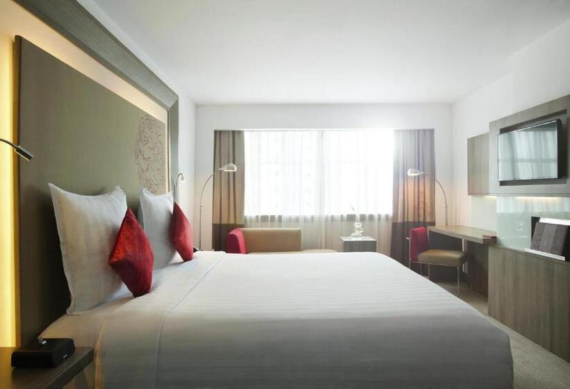 Номер Executive, Novotel Jakarta Gajah Mada