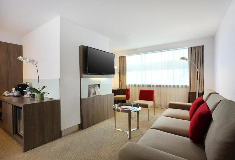 수피리어 스위트, Novotel Jakarta Gajah Mada