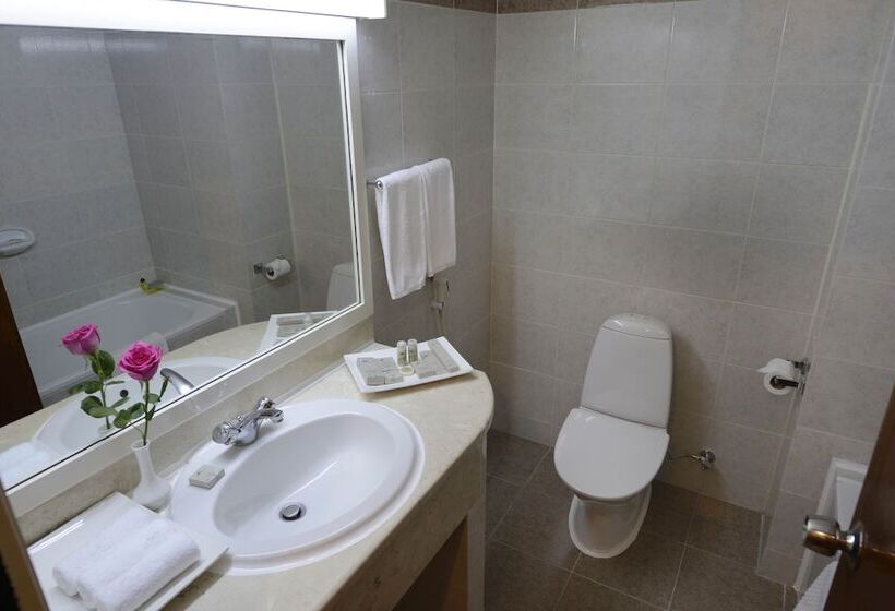 اتاق سوپریور یک تخته, Resort Sur Beach Holiday